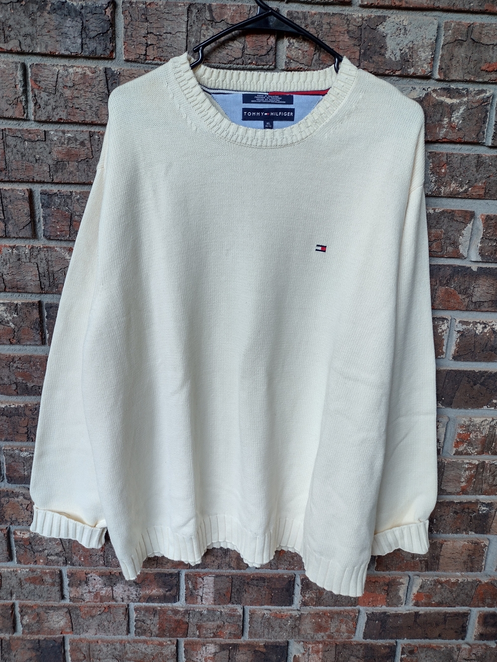Tommy Hilfiger Crewneck Sweater Men's XL Cream Ribbed Hem 100% Cotton Flag Logo